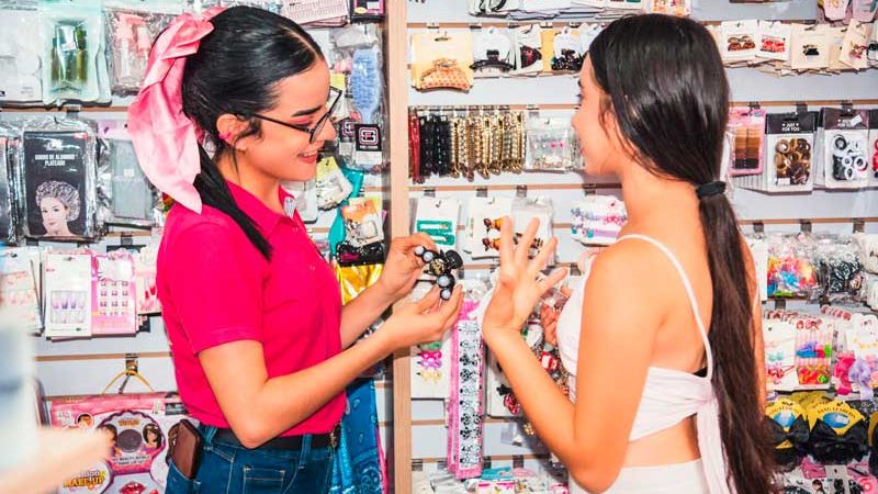 Cami Marin Accesorios y Belleza